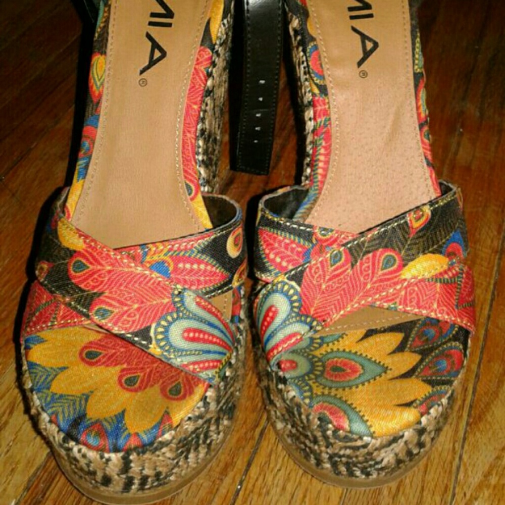 Wedges - Picture 2 of 2